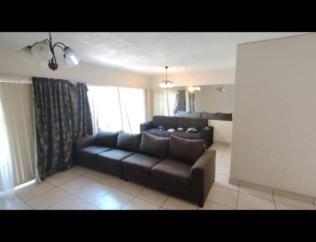 2 BEDROOM DUPLEX FOR SALE IN KEW